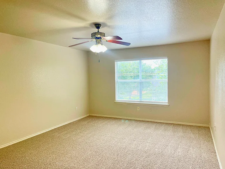6031 Kensinger Pass — Photo 9