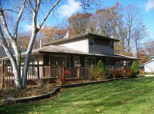 5420 Lonesome Pine Rd, Sheboygan, WI 53081