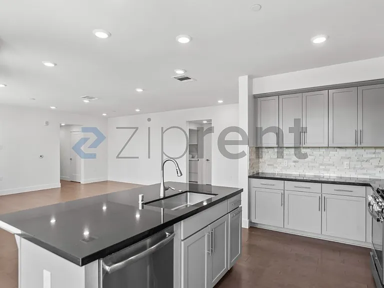 310 Riesling Ave #20 — Photo 13