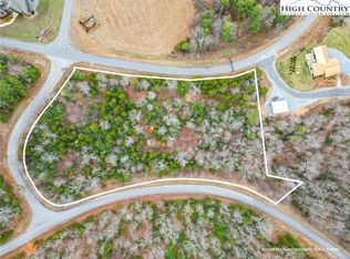 N Bear Cliff Dr, Nebo, NC 28761