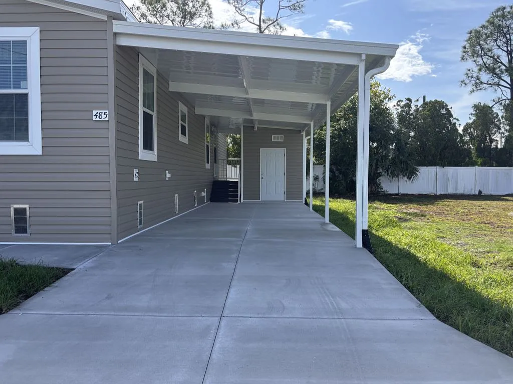 3 bed, 2.0 bath, 1355 sqft, $1,399 — Photo 4