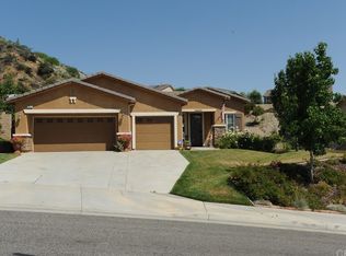 29213 Gateway Dr, Lake Elsinore, CA 92530