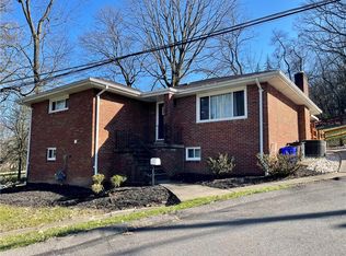 1120 Fawcett St, Coraopolis, PA