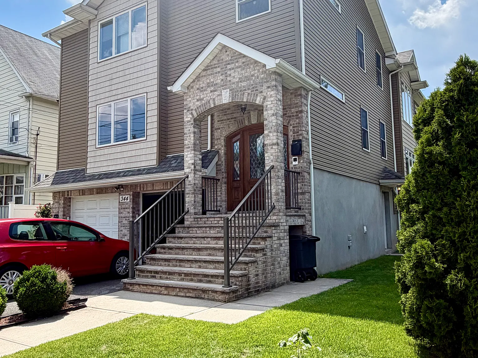 3 bed, $3,600 — Photo 1