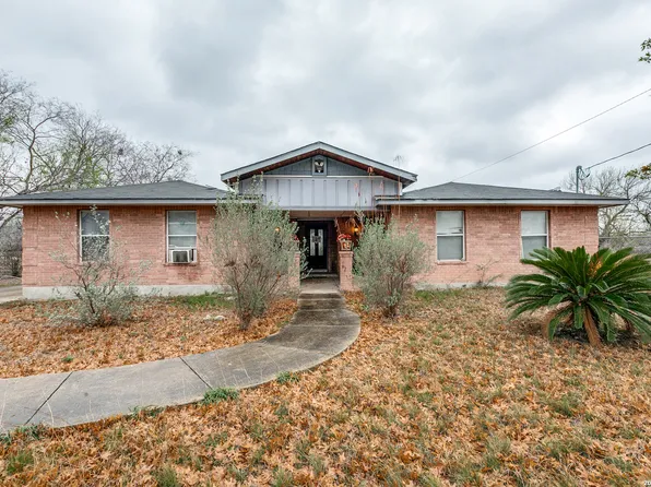 1551 W Villaret, San Antonio, TX 78224