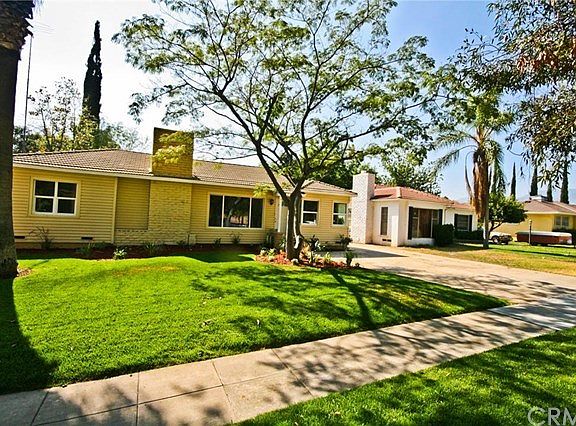 3rd image of 2564 Valencia Ave