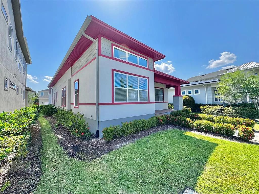 Building Photo - 13372 Stoddart Ave