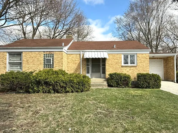 1N649 Main St, Glen Ellyn, IL 60137