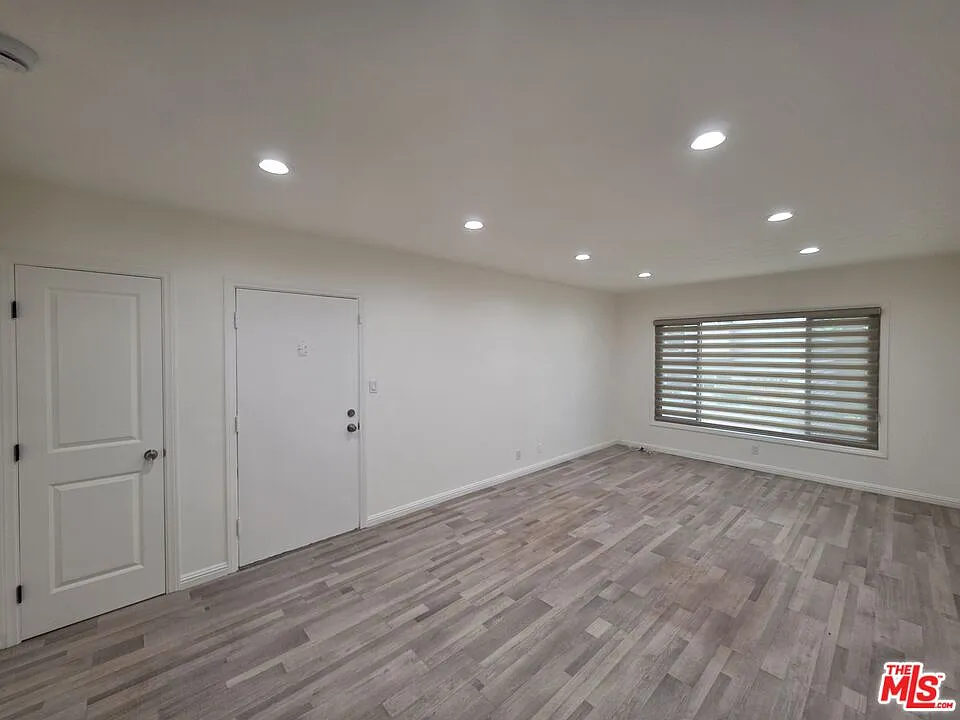 1 bed, 1.0 bath, 770 sqft, $2,400 — Photo 3