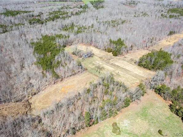 Whippoorwill Way, Farmville, VA 23901