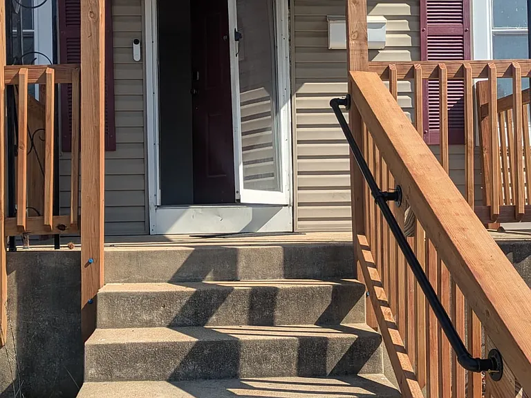 2538 Florent Ave — Photo 3