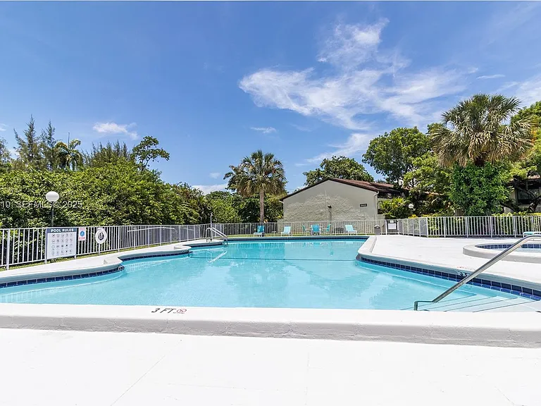 19212 NE 25th Ave #283D — Photo 31