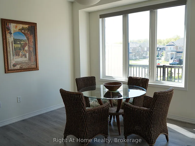 119 Stork St — Photo 14