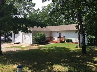 247 Riley Ridge Rd, Linn Creek, MO 65052