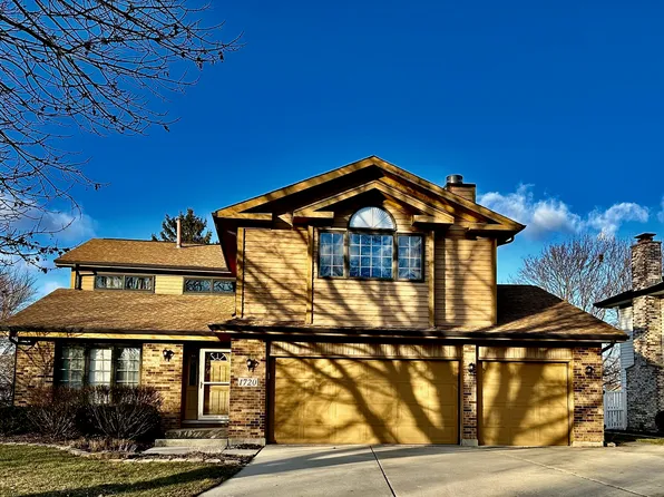 1720 Peach Ln, Schaumburg, IL 60194