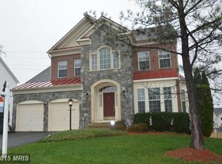 3367 Oakham Mount Dr, Triangle, VA 22172