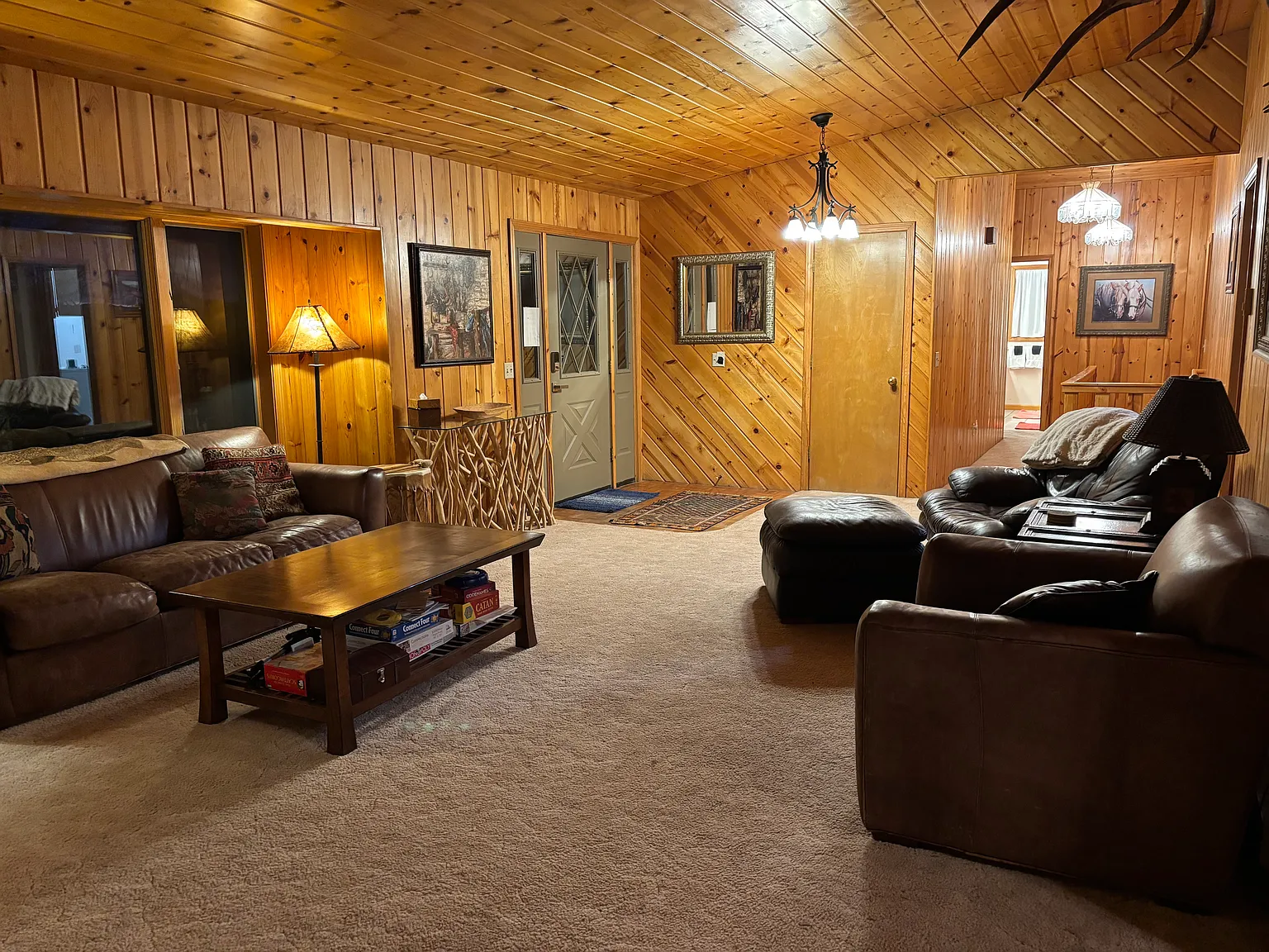 230 Spruce Dr — Photo 3
