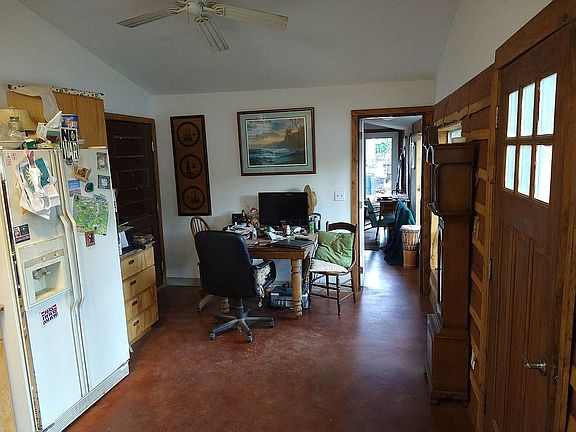 5th image of 270 Masonic Ln