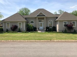 114 Saint James St, Sweetwater, TN 37874