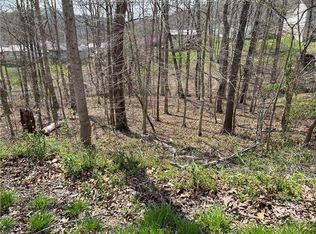 1189 Hillcrest Dr, Saint Albans, WV
