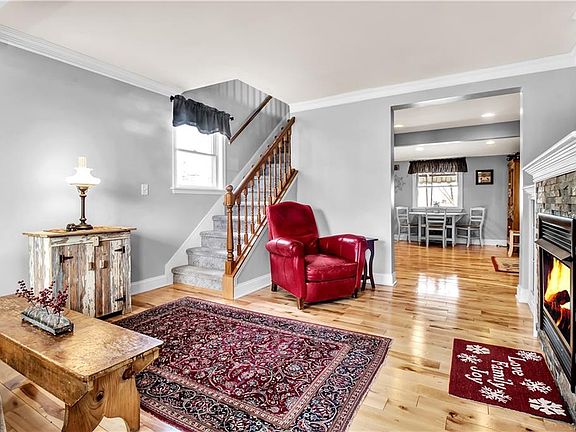 4th image of 12 Oakwood Ter