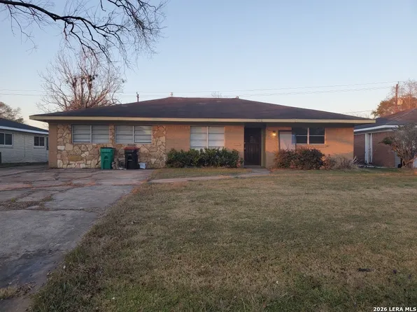 308 kelly, Baytown, TX 77521