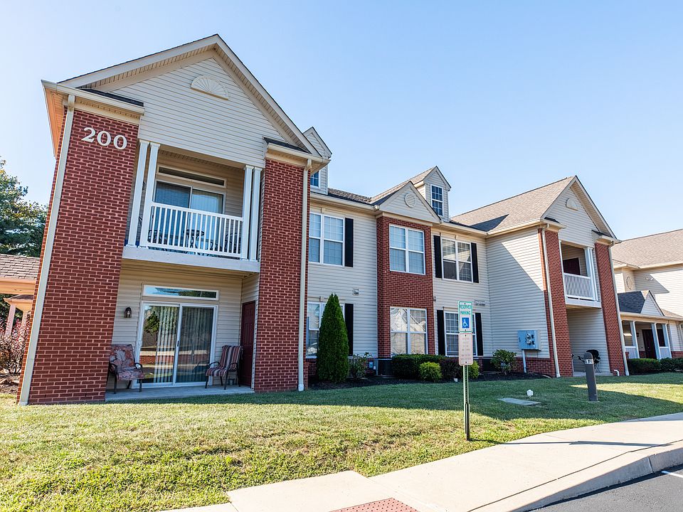 Lakeview Park Garden Style Apartments