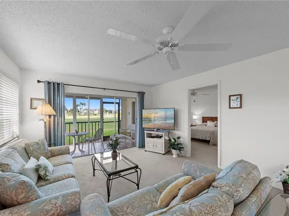 29 High Point CIR E #101, NAPLES, FL 34103
