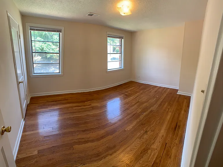 1684 Valley Ave — Photo 49