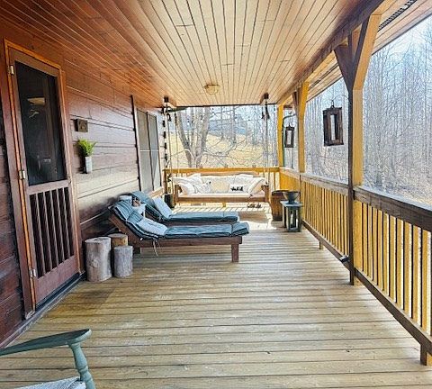 5th image of 227 Hunters Path