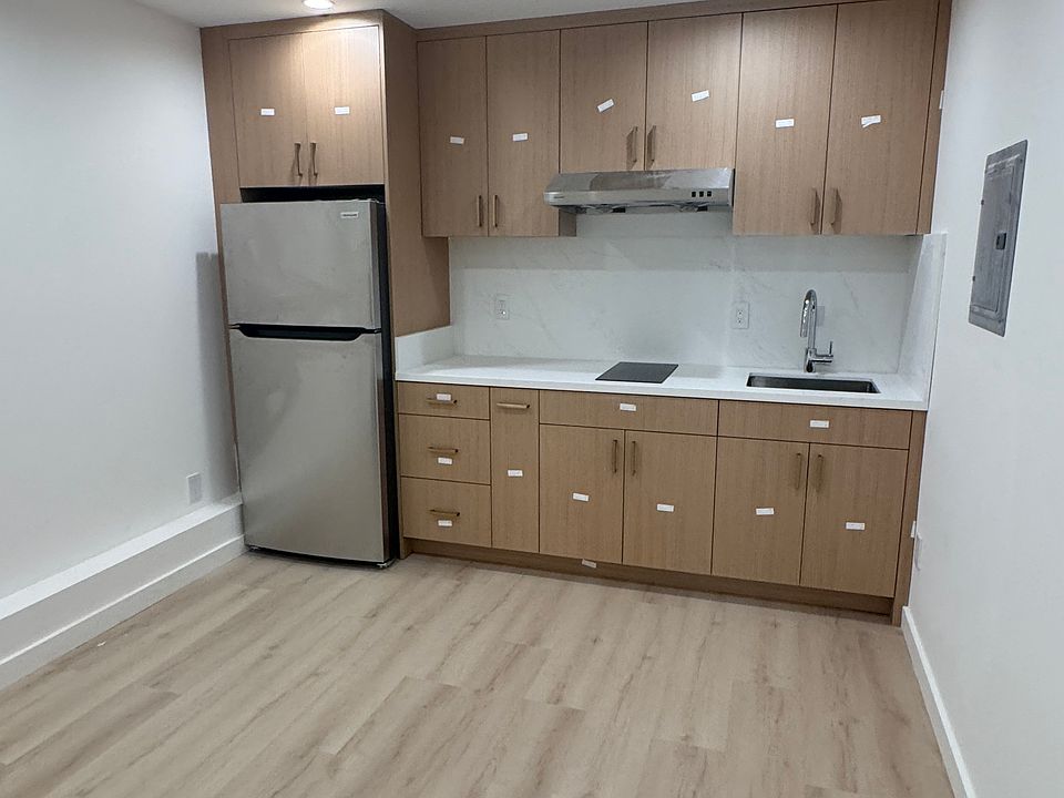 1st image of 2654 31st Ave #A