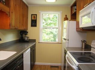 17112 NE 2nd Pl, Bellevue, WA 98008