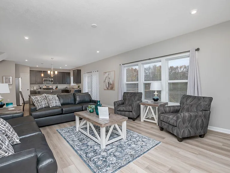 5762 Azra Ct — Photo 10