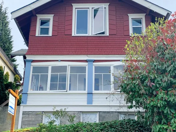 922 N Garden St, Bellingham, WA 98225