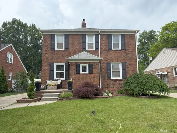 2130 Geneva St, Dearborn, MI 48124