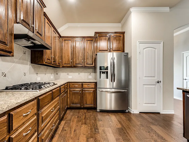 1321 Crescent Cove Dr — Photo 3