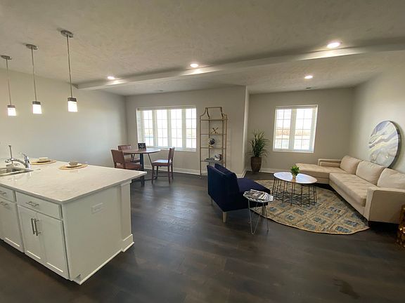2nd image of 13044 Montauk Ct #202
