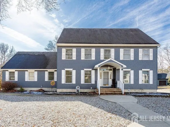 702 Radcliffe Rd, Lanoka Harbor, NJ 08734