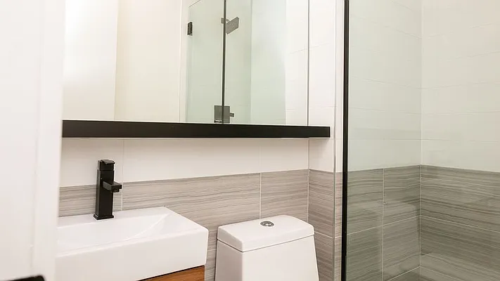 Rented by Nooklyn NYC LLC | media 81