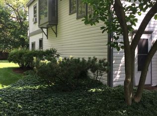 1015 Greenleaf St, Evanston, IL 60202