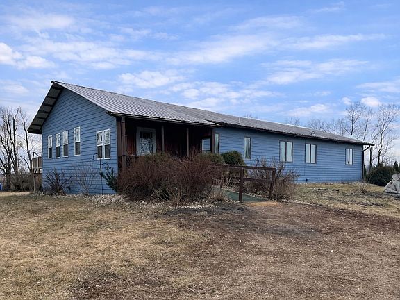 2nd image of 96 200th Ave
