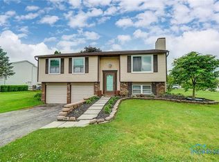 2180 Denton Ln, Maumee, OH 43537