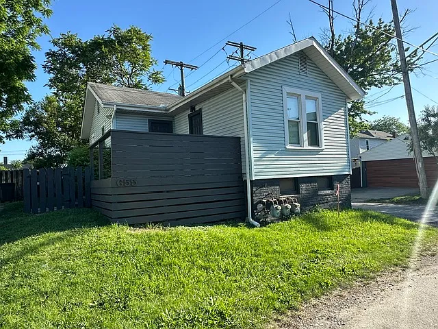 655 Jackson St — Photo 20