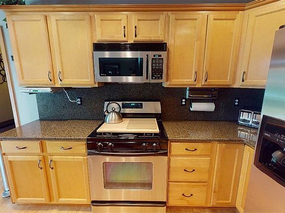 3rd image of 3258 Countryside Ln