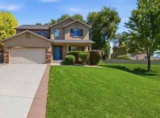 1092 S Cinnamon Ridge Dr, Provo, UT 84606