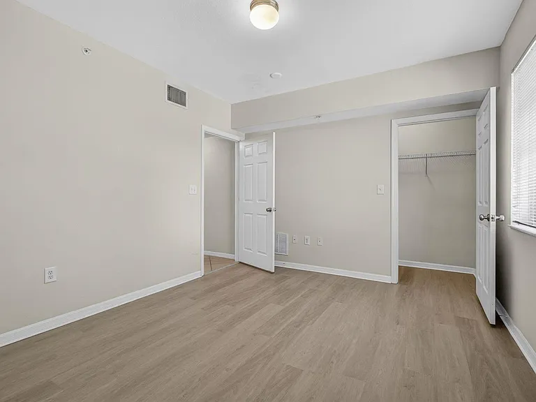 6510 Emerald Dunes Dr #308 — Photo 26