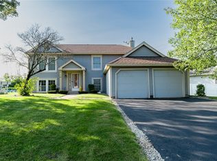 62 Galway Dr, Rochester, NY 14623