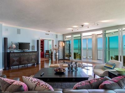 3971 Gulf Shore Blvd N, Naples, FL, 34103