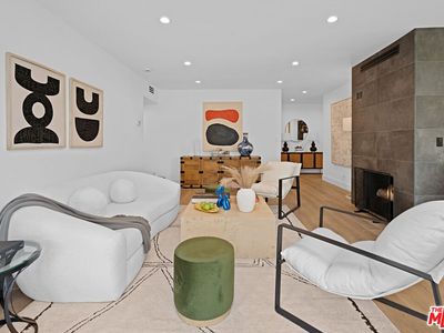 1010 N Kings Rd #218, West Hollywood, CA, 90069