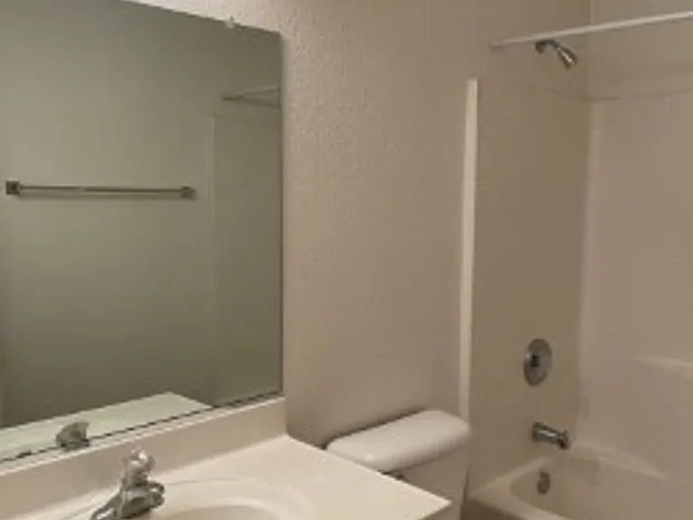 711 Delta Dr — Photo 14